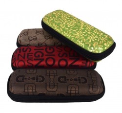 Футляр для очков на молнии